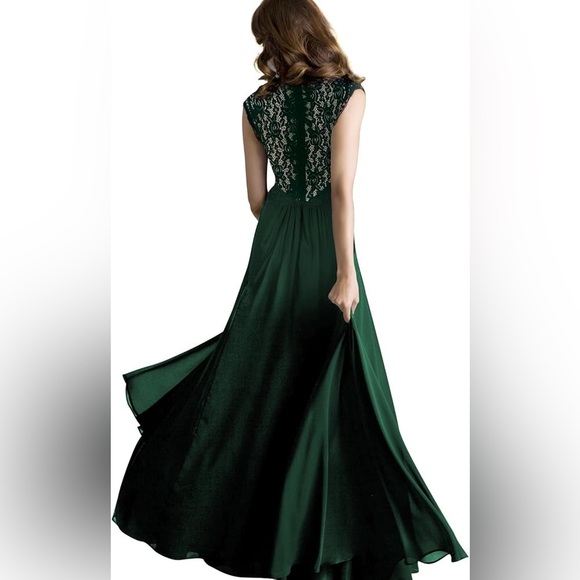 NWT Miusol Hunter Green Deep- V Neck Sleeveless Vintage Evening Maxi Dress - Picture 3 of 7